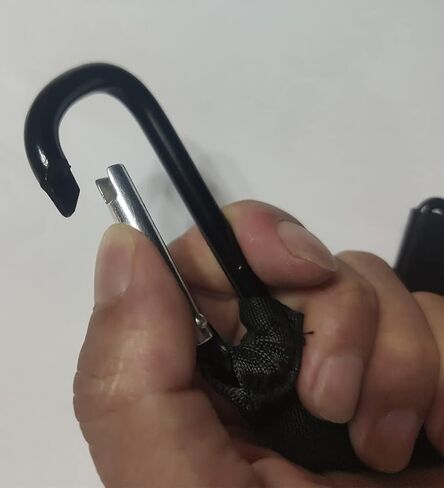 خطافات سياج لأكياس الخفافيش وزجاجة المياه، تحافظ على معدات البيسبول نظيفة ومرتبة (أسود، 6) in Kuwait