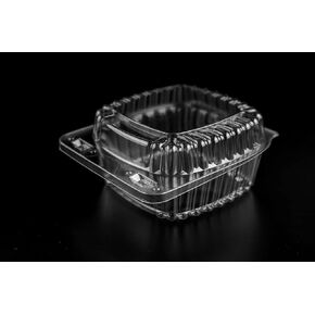 Disposable 4 x 4 Inch Clear Plastic Clamshell Takeout Trays - To Go Food Containers - Fancy Hinged Square Food Boxes Containers Togo Clam Shell for Desserts, Snacks, and Meals (50 Count)