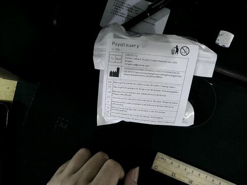 حامل ميكروفون لحامل الميكروفون، قطعة واحدة من مشبك الميكروفون القابل للتعديل مع محول برغي أنثى 5/8 بوصة ذكر إلى 3/8 بوصة عالمي للميكروفونات المحمولة وملحقات الميكروفون المكثف in Saudi Arabia