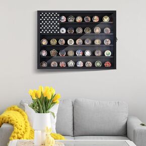 إطار عرض عملات التحدي يحمل 100 عملة معدنية، مقاس 19 × 14 × 2.6 بوصة، حامل عملات معدنية، حامل عرض، حامل عملات معدنية، علم أمريكي، حامل ميدالية خشبية، قابل للتركيب على الحائط، أسود