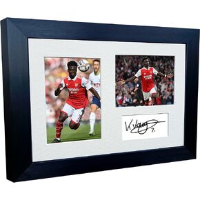 2022/23 Bukayo Saka Arsenal Triple Autographed Signed 12x8 A4 Photo Photograph Picture Frame Football Soccer Poster Gift