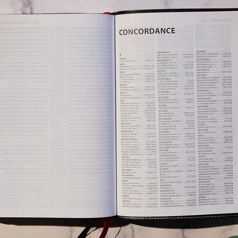 NKJV Holy Bible, Giant Print Center-Column Reference Bible, Black Leather-look, Thumb Indexed, 72,000+ Cross References, Red Letter, Comfort Print: New King James Version in Saudi Arabia