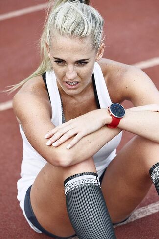 POLAR VANTAGE M - ساعة جري متقدمة ورياضات متعددة مع نظام تحديد المواقع العالمي (GPS) ومعدل ضربات القلب على المعصم (تصميم خفيف الوزن وأحدث التقنيات)، أسود، M-L in Kuwait