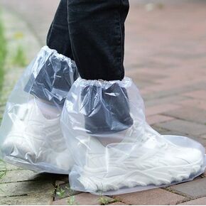 10 Pairs Shoe Covers Boot Covers Plastic Disposable Waterproof Shoe Covers for Men and Women Rain Outdoor Indoors Overshoes (Transparent)