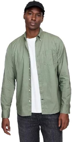 GAP Men's Standard Fit Stretch Poplin Long Sleeve Button Down Shirt in Saudi Arabia