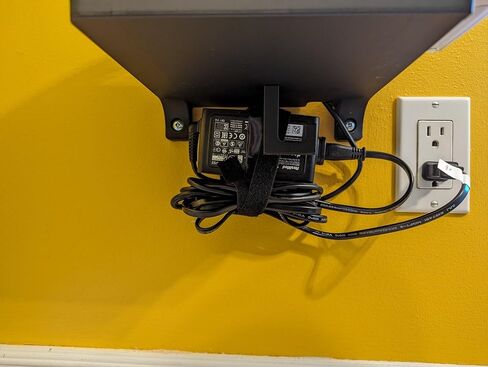 Upgraded CPAP Wall Mount Shelf Kit for AirSense 10 with Mask Hook & Hose Hanger & Bottom Hooks, Save Space, Avoids Hose Tangle, Easy Installation Black in Kuwait