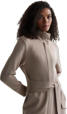 Varley Women's Anset Jacket in Kuwait