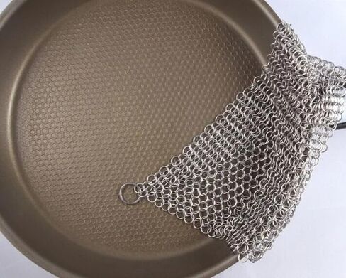 316 Stainless Steel Cast Iron Scrubber - 8 x 8 Inches Cleaner Chainmail Dish Scouring Pad for Dishwasher Cleaning - Chainmail Scrubber for cast Iron Pans - Dutch Ovens Grills in Saudi Arabia