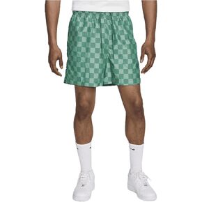 Nike Club Men's Flow Shorts (Malachite/White, FN3098-365) Size Medium