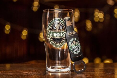 شركة غينيس شامروك هدايا شركة Ireland Label Pint Glass ومجموعة الافتتاح PVC in Kuwait