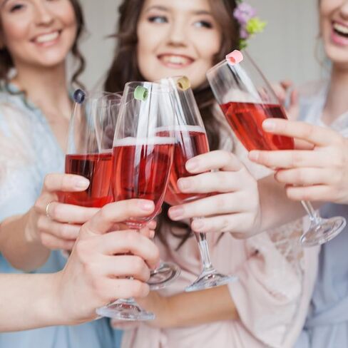 علامات مشروب سيليكون بواو 24 ألوان سحر زجاجي نبيذ علامات مشروب لصالح الشمبانيا كوكتيلات مارتينيس ، لوازم حفلة عيد ميلاد المآدب البار in Kuwait