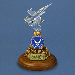 Glass Baron U.S. Air Force F-16 Jet (Veteran) Figurine