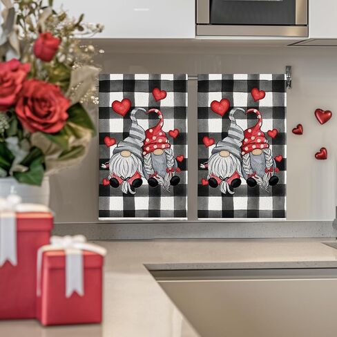 وضع Artoid Mode Buffalo Plaid Gnomes Love Valentine's Day Batch Faceels Facels ، 18 × 26 بوصة من مناشف زفاف الزفاف. in Kuwait
