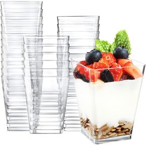 Eupako 50 Pack 5 Oz Square Clear Plastic Cups Curse Plastic Tumbly Congs صغير رائع للحلويات ، المقبلات ، الحلوى ، الموس والمزيد