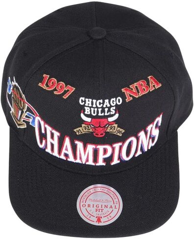 Mitchell & Ness Chicago Bulls Retro Snapback Hat Adjustable Cap in Kuwait