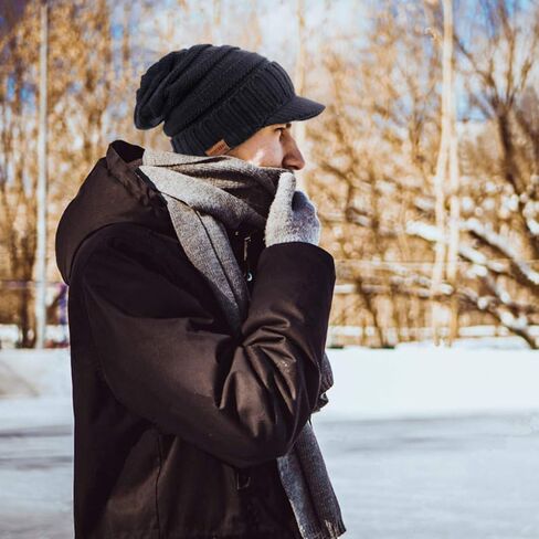 Ruphedy Mens Beanie with Brim Winter Hat Knitted Thick Fleece Visor Beanie with Bill B5042 in Kuwait
