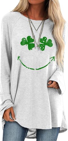 Yming Womens St. Patricks Day Crewneck Pullover Clover Print Long Long Terts Day Shamrock Sweatshirt قمم in Kuwait