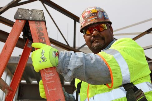 قفازات السلامة MCR N9690HV Ninja ICE HI-VICIBINIAL 15 GAUGE NYLON قفازات الطقس الباردة in Kuwait