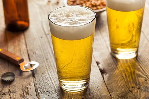 Nervey Nervey Heat -Temped Rim Pint Beer Classes - 16 أوقية ، مجموعة من 4 - جودة متميزة ، وأواني مشروبات أنيقة وطويلة الأمد ، مثالية للبارات المنزلية والمطاعم والحفلات والتصميم الكلاسيكي in Saudi Arabia