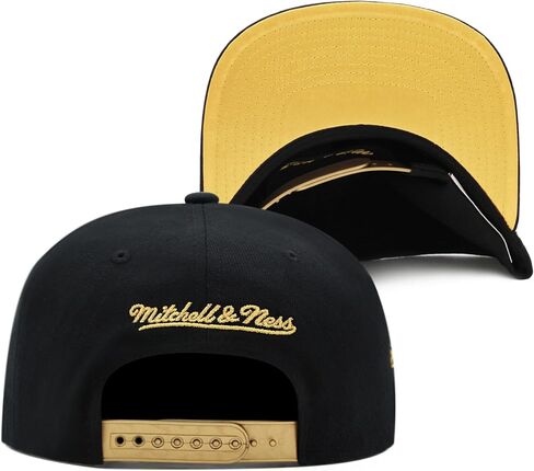 Mitchell & Ness Chicago Bulls NBA Core VI Snapback Hat -Black/Gold in Kuwait