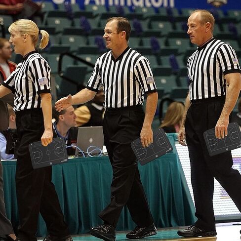 VNVDFLM LCD لوحة تدريب كرة السلة/كرة القدم، لوحة تدريب تكتيكية إلكترونية، لوحة مدرب كرة السلة/كرة القدم، ملحقات معدات تدريب كرة السلة، هدية مدرب كرة السلة in Kuwait