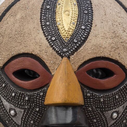 قناع خشبي أفريقي مصنوع يدويًا من NOVICA مستدير مع لمسات من النحاس والألومنيوم باللون البني والأسود غانا "العين الثالثة" in Saudi Arabia