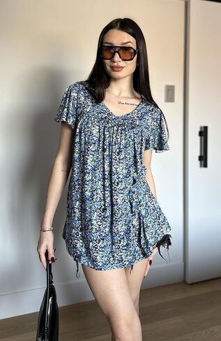 HOTOUCH Womens Flutter Sleeve Pleated Tunic Plus Size Tops Casual V Neck Blouses Loose Boho Floral Short Sleeve Summer Shirts in Kuwait