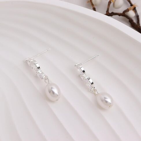 Sonateomber Small Cubic Zirconia Crawler Stud, Dainty Curved Climber Cartilage Earrings for Women - Sparkly Rhinestone Crystal Drop Dangle Jewelry Gift in Kuwait