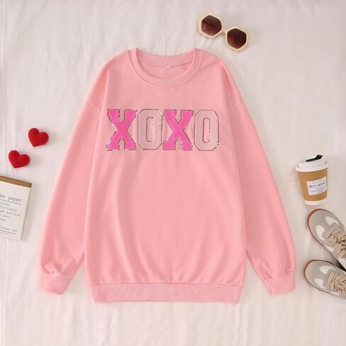 Mommy و Me Valentines Day Sweatshirts Glitter Patch Xoxo قمصان عائلة مطابقة لألواح طويلة الأكمام. in Kuwait