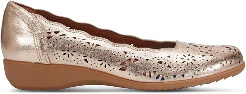 Cobb Hill Women's Rory Ballet Flat in Saudi Arabia