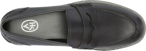 Winona Loafer in Saudi Arabia