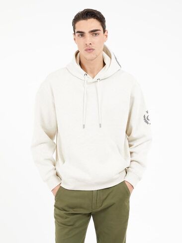 هودي بشعار Eco Chenille للرجال من GUESS in Kuwait