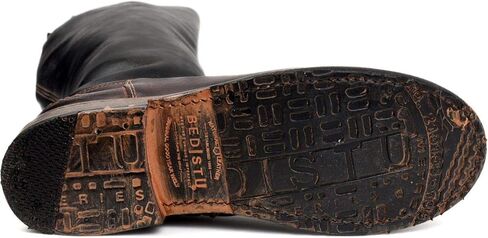 السرير: حذاء ستو مانشستر الثاني للسيدات in Kuwait