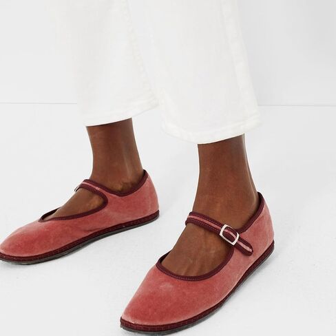 Velvet Ballet Flats for Women Cute Suede Round Toe Slip On Mary Jane Flats Casual Comfortable Ballerina Shoes in Saudi Arabia