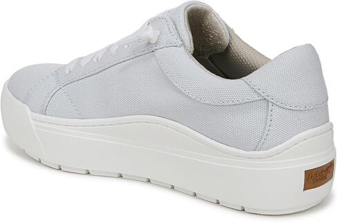 وقت إجازة المرأة في الدكتورة شول. in Kuwait