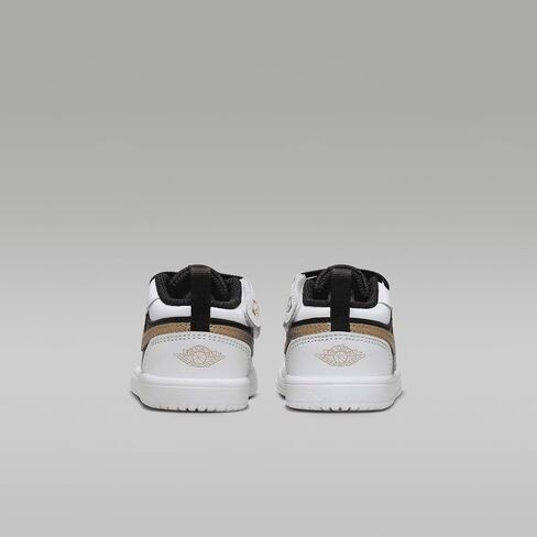 Jordan 1 أحذية الطفل/طفل صغير منخفض (DR9747-172 ، الذهب الأبيض/الأسود/المعدني) الحجم 9 in Kuwait