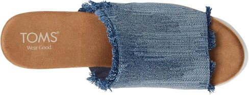 تومز ديانا بغل إسفينلس سانددال in Kuwait