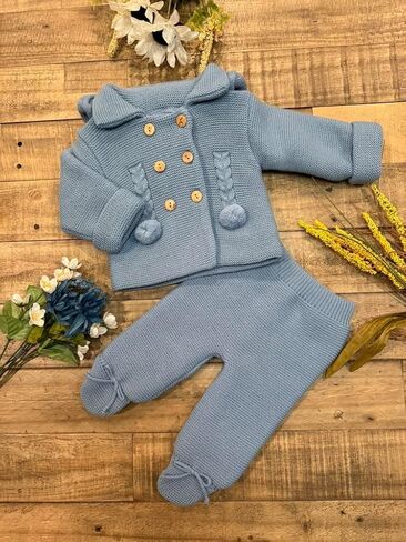 ملابس متماسكة صغيرة مع سترة وسروال فالي للبنين والبنات - مصنوعة في إسبانيا in Kuwait