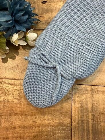 ملابس متماسكة صغيرة مع سترة وسروال فالي للبنين والبنات - مصنوعة في إسبانيا in Kuwait