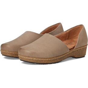 SoftWalk Women's Addie Clog