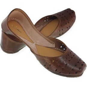 Fulkari Women's Soft Leather Daily Casual Wear Jutis | Bite and Pinch Free Juti | Punjabi Jutti for Ladies | Flats Mojari Shoes | Phulkari Ethnic Flat for Girls |
