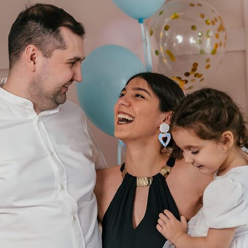 أقراط تكشف بين الجنسين-بوي فتاة زرقاء اللون الوردي على شكل قلب للكشف بين الجنسين ، وإعلان الحمل ، وزينة حفلات استحمام الطفل in Kuwait