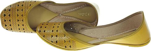 فولكاري للنساء الجلود الناعمة اليومية ملابس غير رسمية Jutis | لدغة وقرصة حرة juti | البنجابية جوتي للسيدات | شقق أحذية موجاري | فلكاري العرقية شقة للفتيات | in Kuwait