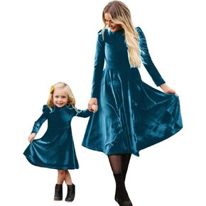 IBTOM CASTLE Mommy and Me Christmas Dresses Long Sleeve Velvet Dress Matching Mommy and Daughter Outfit for Winter Party