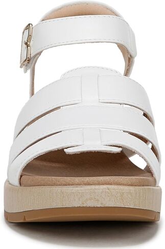 الدكتورة شول للسيدات يا كاي فيصي in Kuwait