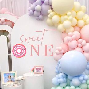 Sweet One Birthday Backdrop Decals，Donut Yard Signs For Outdoor Birthday Party，Pink Wall Decals For Kids Room Decor，Sweet One Baby Shower Party Decal Sign，Baby Girl First Birthday Balloon Arch Decal
