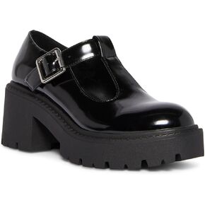 Madden Girl Tituss in Kuwait