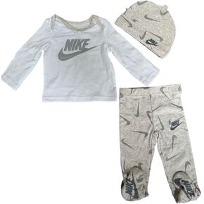 Nike Baby Girl Futura Shirt, Footed Pant, and Hat 3 Piece Set (W(56h572-y0m)/C, 6 Months)
