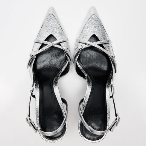 Yiya Women's Denim Blue Slingback Hister مع حزام مشبك مغلق مدبب أخمص القدمين الخناجر العالية الكعب على مضخات اللباس in Kuwait