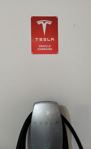 Level 2 EV Charger Sign for Tesla EV Charger in Saudi Arabia
